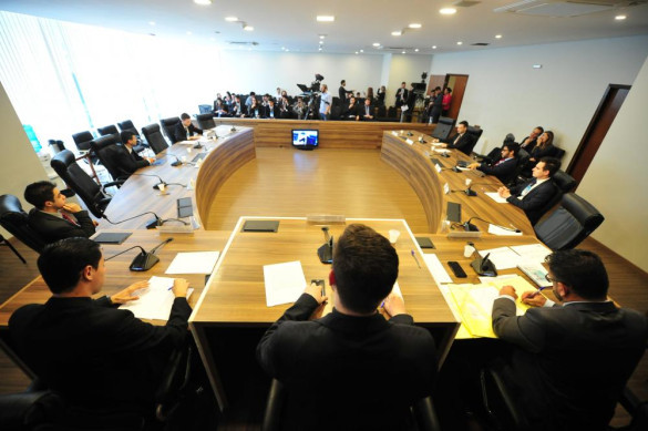 Parlamento Universitário encerra trabalhos nas comissões e faz primeira sessão plenária nesta quarta (7)