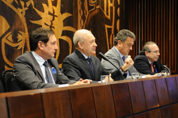Comissão Executiva assina ato que dá início à realização de concurso público na Assembleia Legislativa