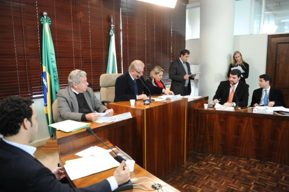 CCJ aprova reajuste de 3,45% para os servidores da Assembleia Legislativa