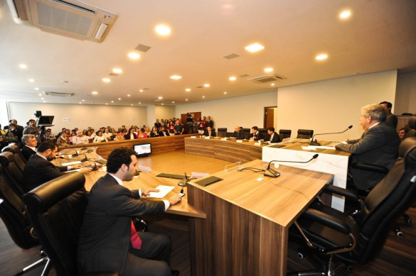 CCJ aprova emendas de Plenário a projeto que disciplina eleição de diretores de escolas