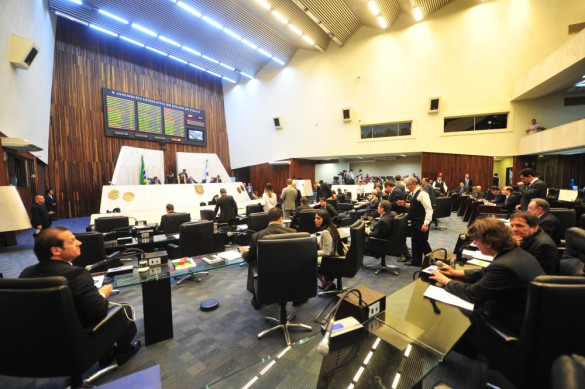 Justificativa de falta por motivos religiosos é aprovada em segunda discussão