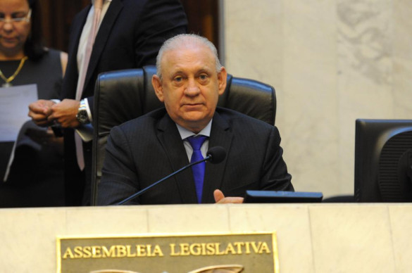 Posse da nova Mesa Executiva da Assembleia Legislativa marca a volta dos trabalhos em Plenário