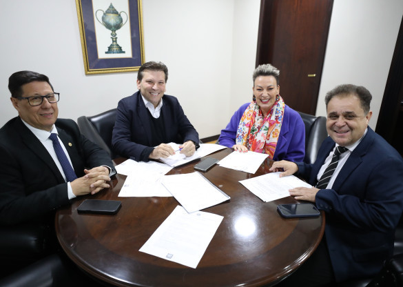 Comissão aprova projetos que ampliam o benefício da meia-entrada para doadores de órgãos e profissionais da saúde