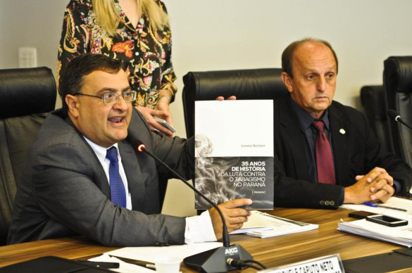 Michele Caputo presta contas na Assembleia Legislativa e anuncia novos investimentos em UTIs e hospitais