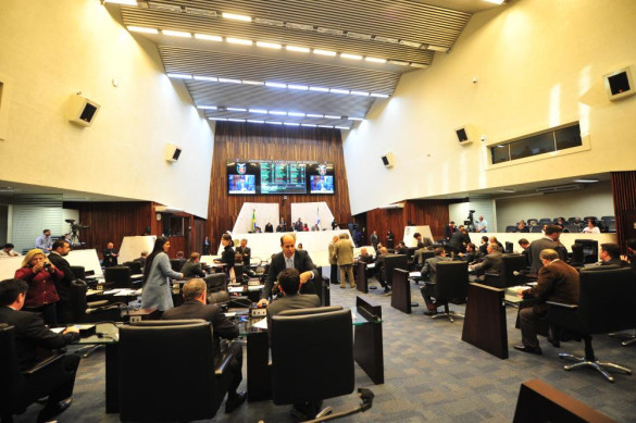 Acompanhamento imediato a recém-nascidos com deficiência múltipla é aprovado em primeira votação