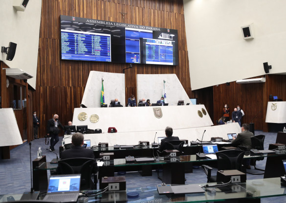 Aprovado projeto que autoriza o Poder Executivo a dar continuidade a concursos públicos suspensos devido à pandemia