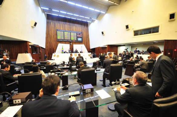 Projeto que regulamenta participação privada nos serviços do SUS é aprovado e segue para sanção