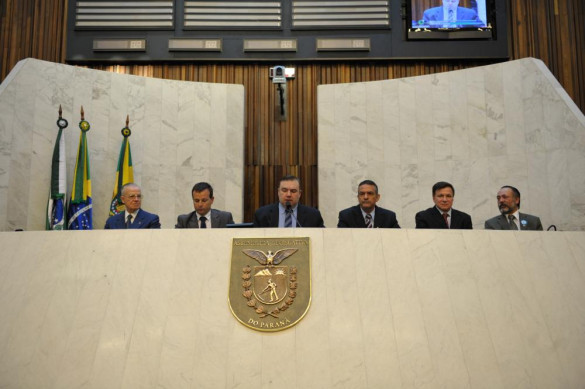 Sessão solene marca os 160 anos da Polícia Civil paranaense