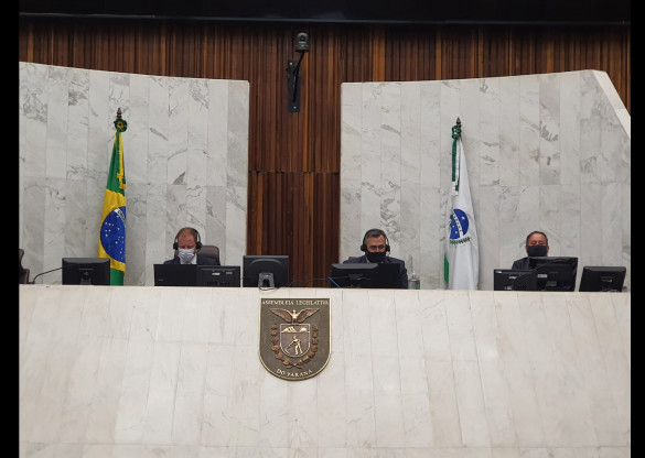 “Paraná enfrentou a covid-19 de forma diferenciada, sem deixar nenhum paciente sem atendimento”, afirma secretário da Saúde