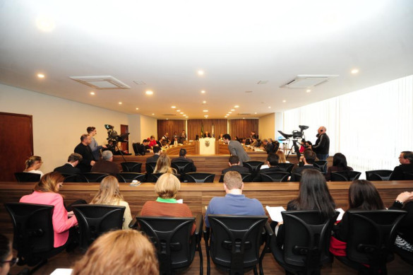 Após duas semanas de debates CCJ rejeita projeto proibindo o uso do amianto