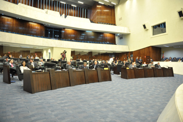 Deputados aprovam integralmente a pauta de votações na sessão desta terça-feira (26)