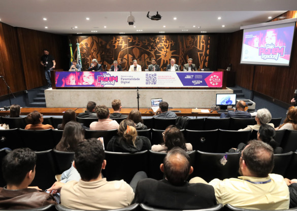 Conteúdo digital inspira cuidados com crianças e adolescentes