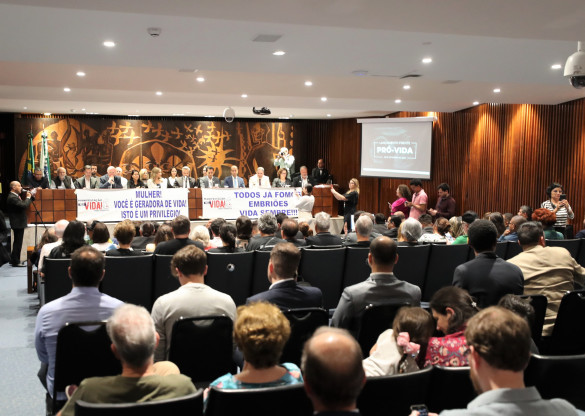 Frente Parlamentar Pró-Vida é instalada na Assembleia Legislativa