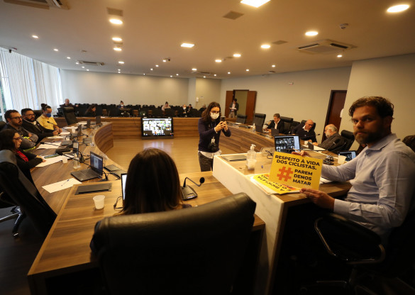 Audiência discute formas de diminuir mortes de ciclistas no trânsito