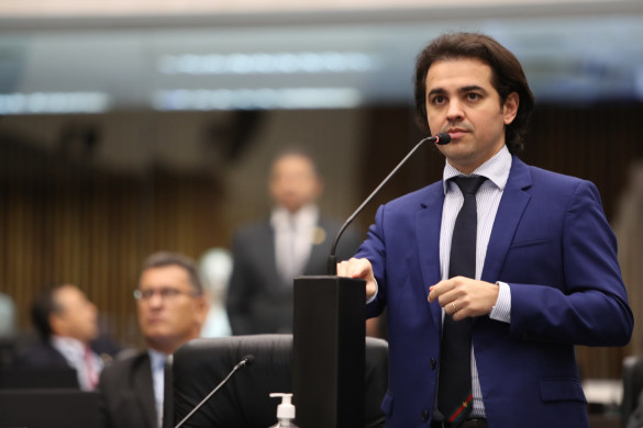 Lei do deputado Guerra estabelece medidas de combate à dengue com cobertura em pátios do DETRAN