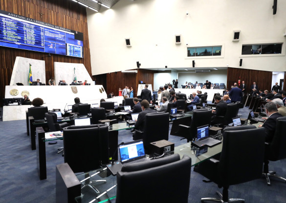 Deputados aprovam projetos para fomentar o turismo no Paraná