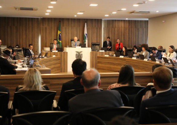 CCJ aprova proposta que cria Campanha Abril Laranja de prevenção contra a crueldade animal