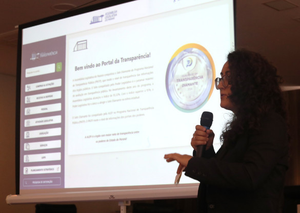 Curso apresenta ferramentas do Portal da Transparência da Assembleia a jornalistas e profissionais da imprensa