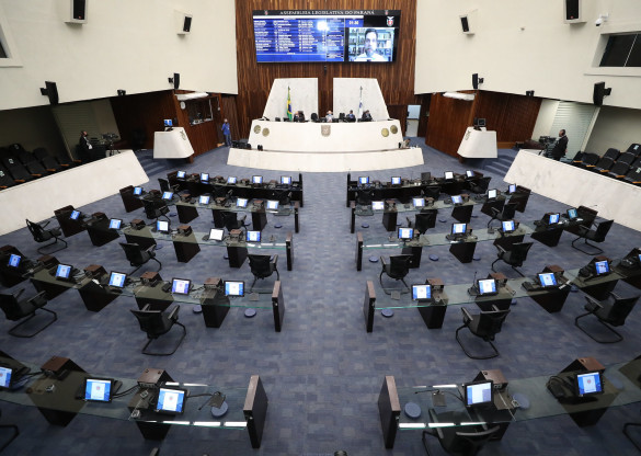 Há um ano a Assembleia Legislativa do Paraná realizava a primeira sessão plenária de forma remota