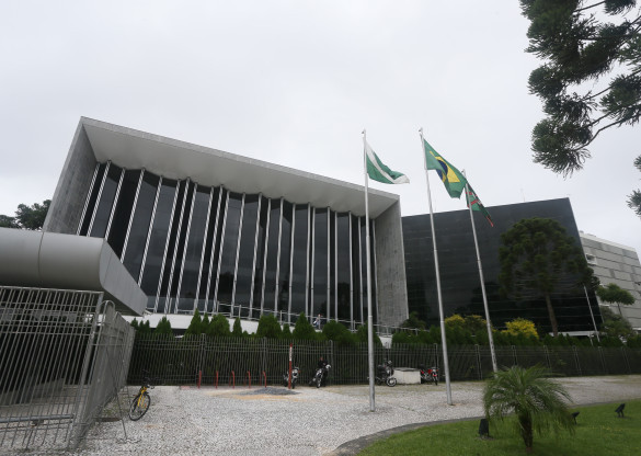 Assembleia retoma debate sobre proposta que facilita transporte gratuito para pessoas com HIV