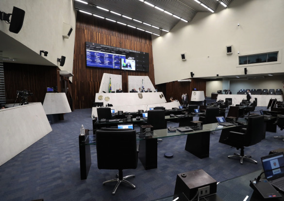 PEC que muda assessoramento jurídico no TCE é aprovada em primeiro turno