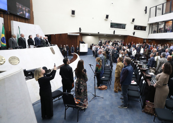 Assembleia Legislativa celebra Dia do Comerciante e do Patrono do Comércio do Paraná