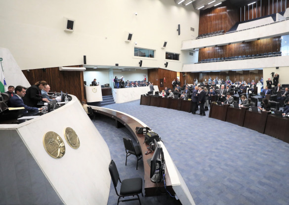 Com a realização de três sessões plenárias, Assembleia inicia recesso parlamentar