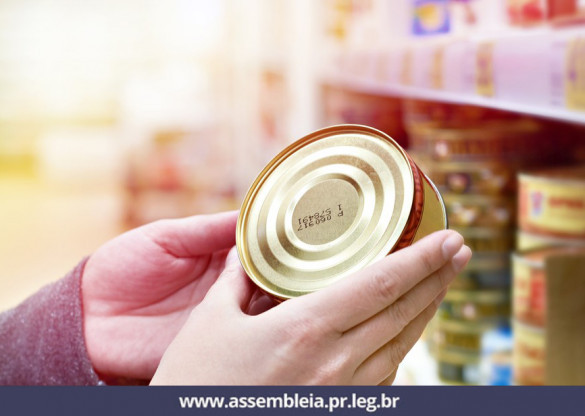 Supermercados devem destacar data de validade de produtos em promoção