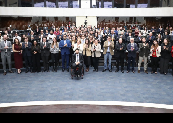 Cerimônia de posse e debates marcam abertura da 6ª edição do Parlamento Universitário