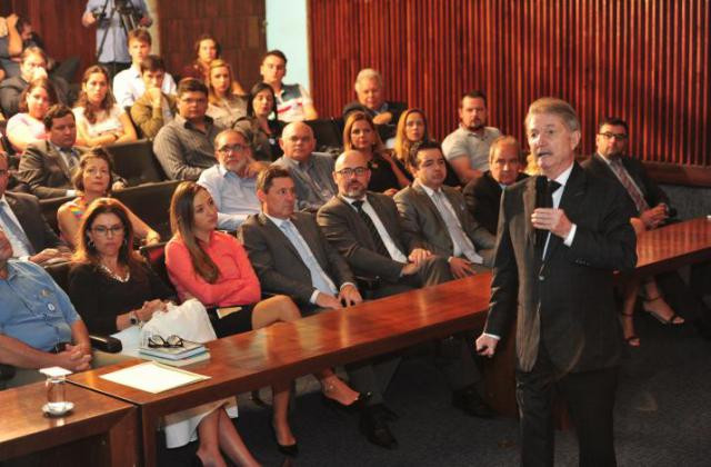 Palestra proferida pelo professor, advogado e ex-secretário de Estado de São Paulo, Édis Milaré. / Foto: Pedro de Oliveira
