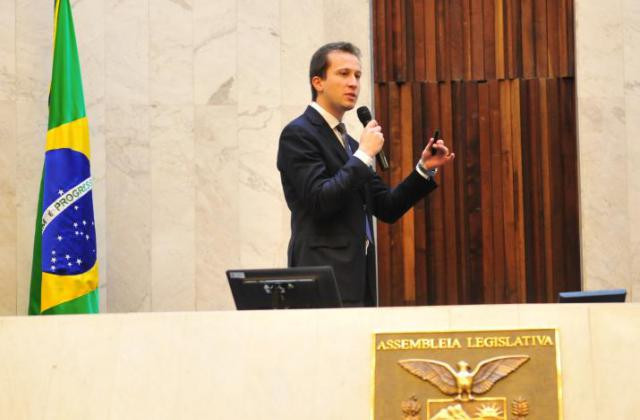 Dylliardi Alessi, coordenador da Escola do Legislativo.  / Foto: Pedro de Oliveira/ALEP