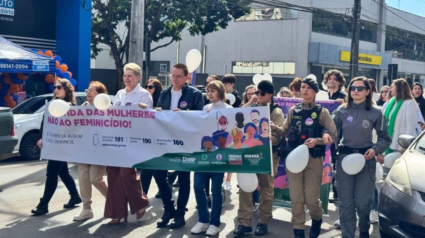 A deputada Luciana Rafagnin (PT) participou da mobilização em Francisco Beltrão, reforçando o envolvimento do sudoeste na luta.