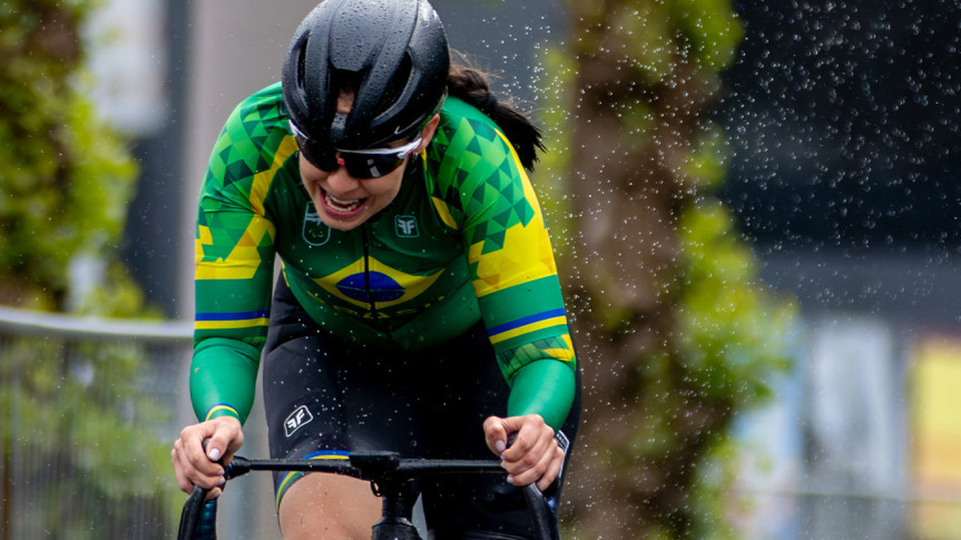 Victória brilhou na última etapa da competição, realizada no dia 16 de maio, em Maniago, na Itália, quando venceu a prova de contrarrelógio.