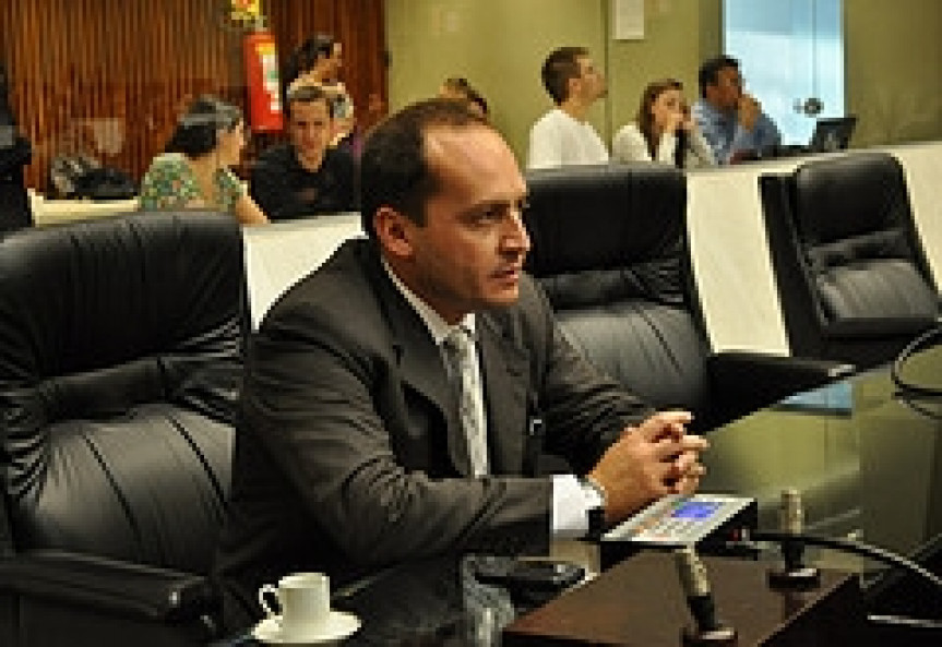 Projeto de Hermas Júnior Combate o Furto e o Roubo de Cabos e Fios de Cobre No Paraná