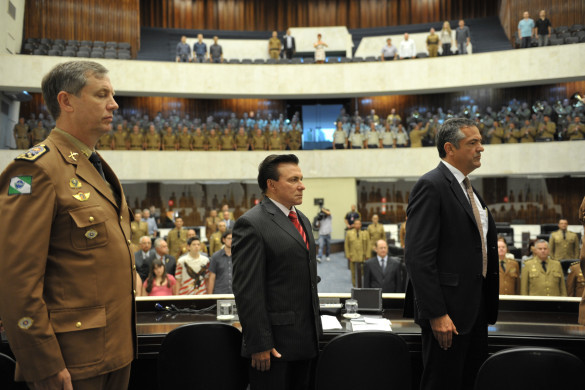 Coronel Roberson Bondaruk recebe título de Cidadão Benemérito do Paraná