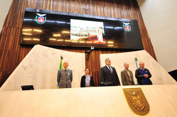 Sessão solene na Assembleia Legislativa comemora os 98 anos do nascimento de São João Paulo II