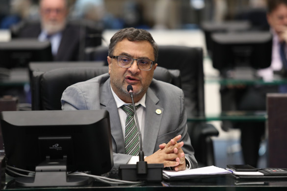 Ouça o podcast diário de notícias da Assembleia Legislativa