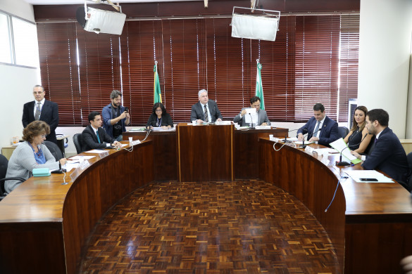 Projetos que homenageiam Tubarão e Fantasma avançam na Comissão de Esportes