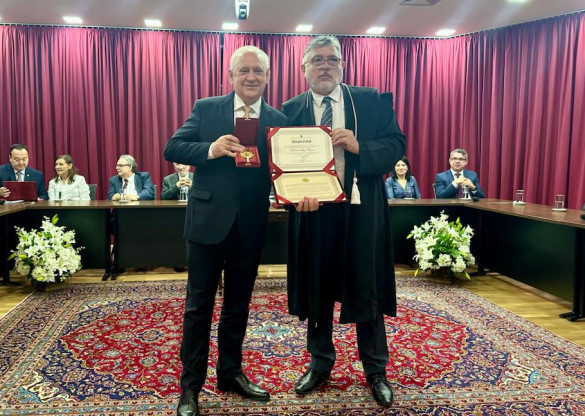 Presidente Ademar Traiano (PSD) recebe maior honraria do TRE-PR