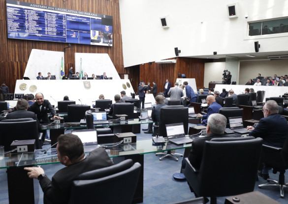 Assembleia Legislativa inicia trâmite de projeto de lei que prevê reajuste salarial para professores da rede pública estadual