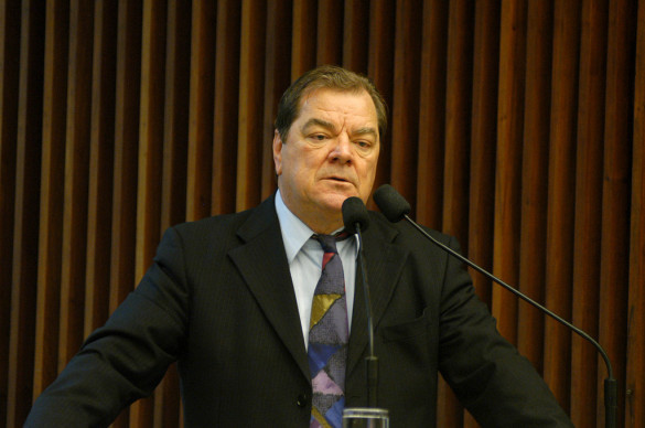 Deputados aprovam proibição de sacolas plásticas no Paraná