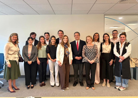 Deputada Secretária Márcia (PSD) participa de reunião no BID para tratar de financiamento a ações para pessoas idosas no Paraná