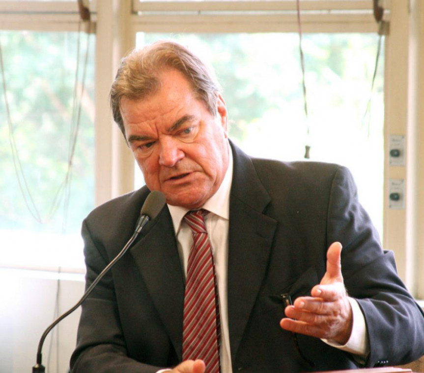 Deputado Caíto Quintana (PMDB).