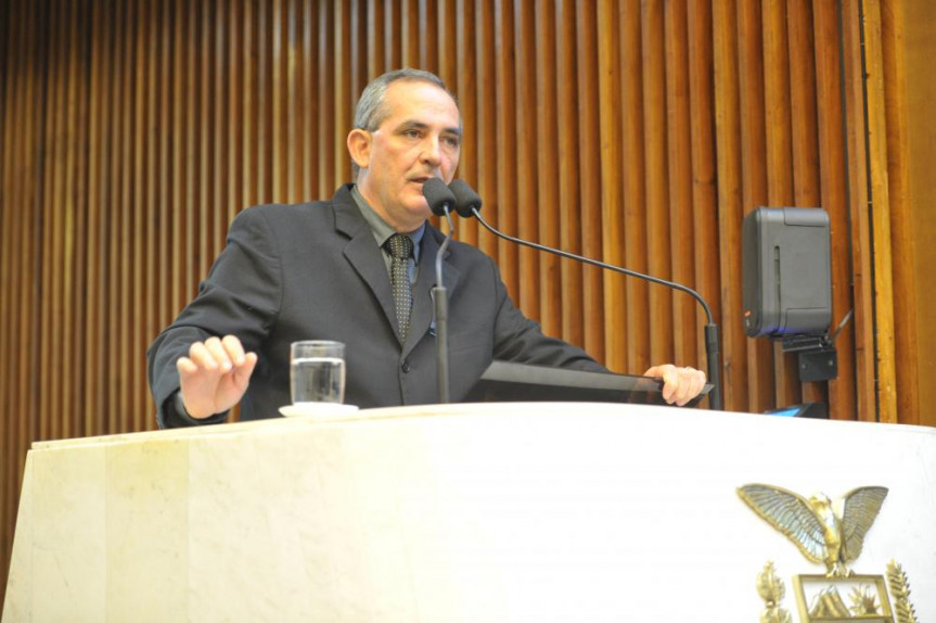 Deputado Nereu Moura (PMDB), presidente da Comissão de Orçamento.