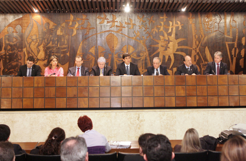Audiência pública sobre "Processo de Desburocratização na Abertura de Empresas".