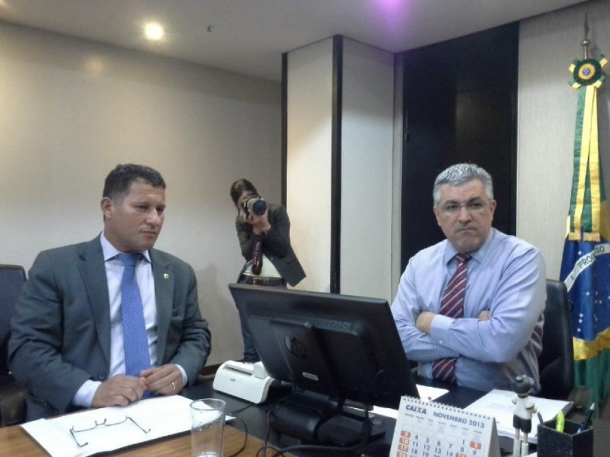 Deputado Adelino Ribeiro e o Ministro da Saúde, Alexandre Padilha, em Brasília.