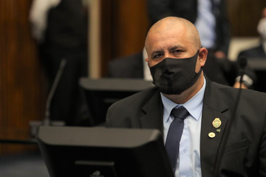 Deputado Soldado Fruet (PROS).