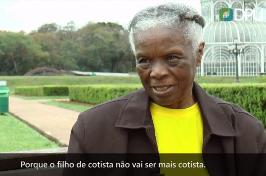 A professora aposentada Diva Guimarães é neta de escravos e uma das entrevistadas da campanha da Defensoria Pública da União.