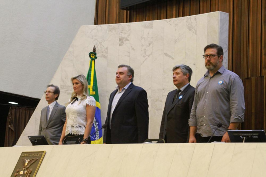 Seminário "Gestão Inteligente e Inovação" por proposição do deputado Ney Leprevost (PSD).