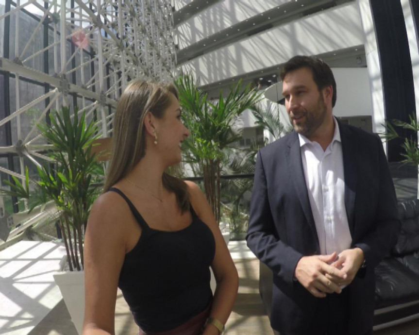 "3 minutos com o Deputado" entrevista o Deputado Marcio Paulik (PDT)